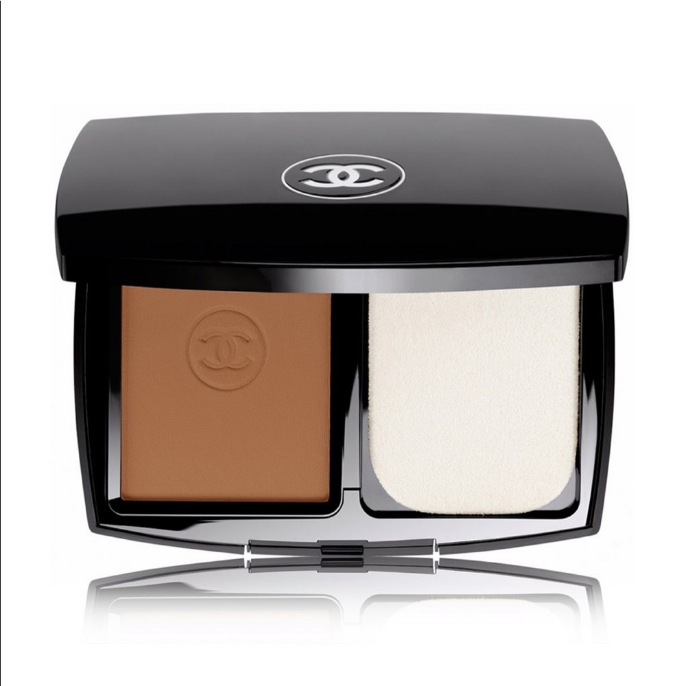 Chanel Cosmetics Foundation